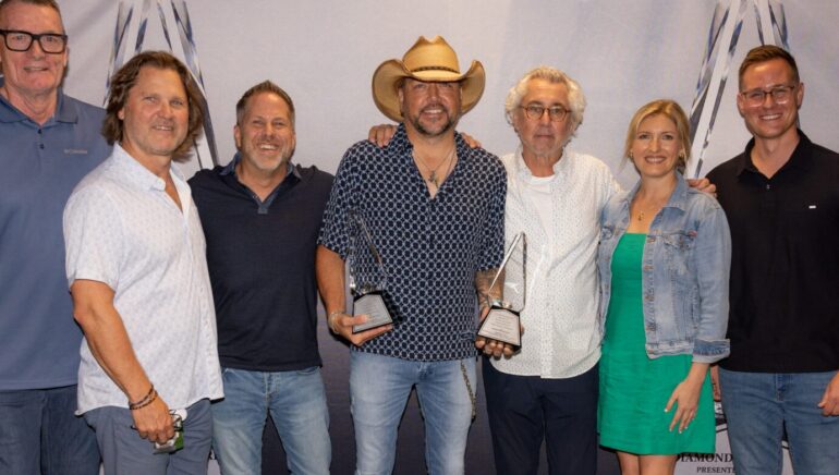 Jason Aldean RIAA DIamond Awards