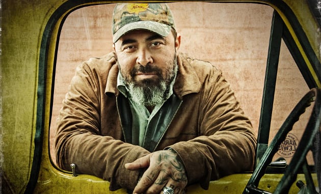 Aaron Lewis wearing a military uniform