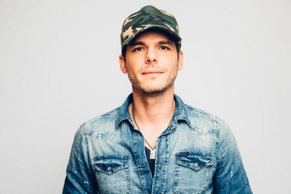 Granger Smith wearing a hat