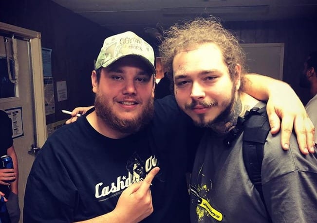 Post Malone, Luke Combs are posing for a picture