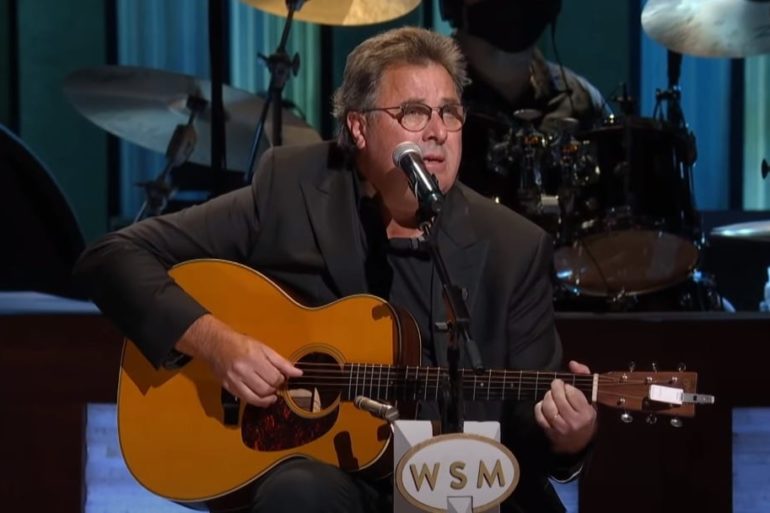 Vince Gill playing a guitar
