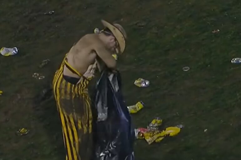 App state fan cleans garbage