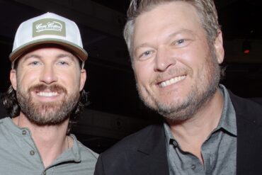 Riley Green Blake Shelton