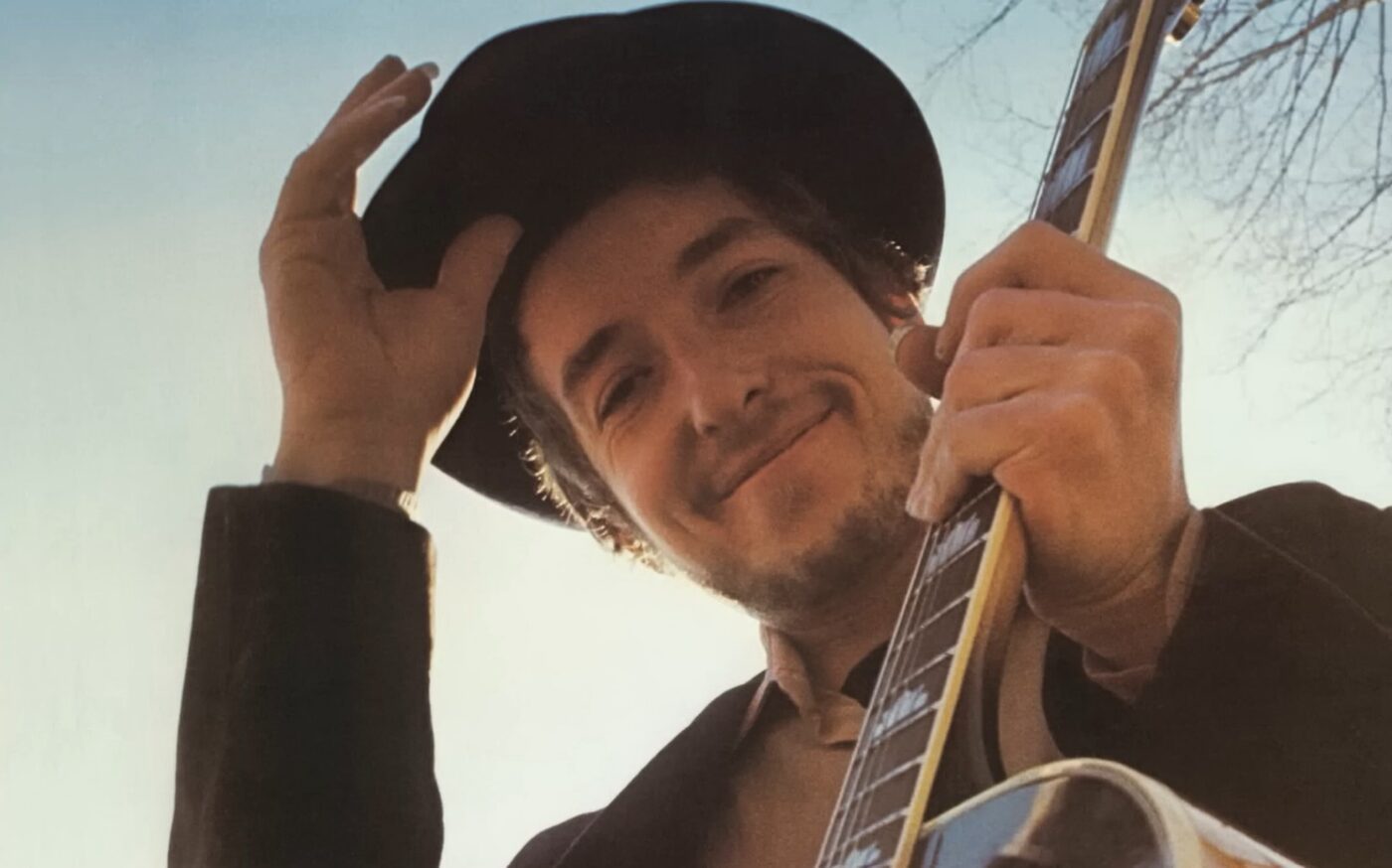 5 Must-Listen Country Albums That Were Released By Non-Country Artists