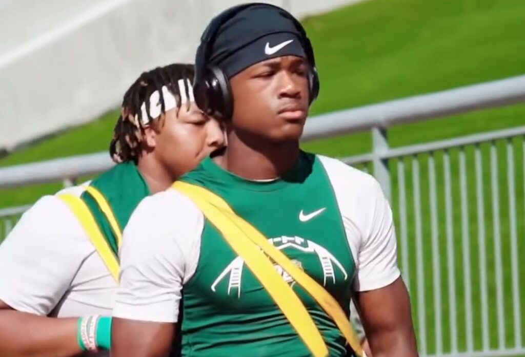 Ariane Feaster 4-Star Football Recruit Boobie Feaster Goes Viral Online Because…. Well ...