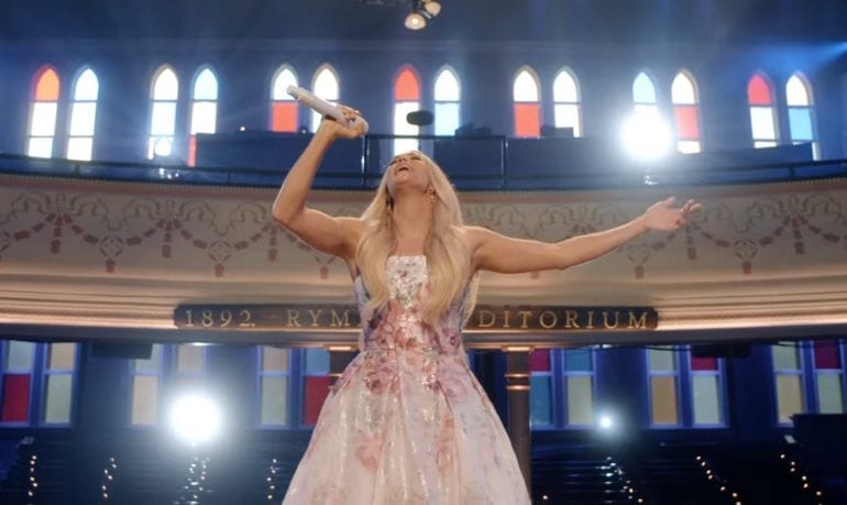 carrie underwood releases stunning  performance   great thou