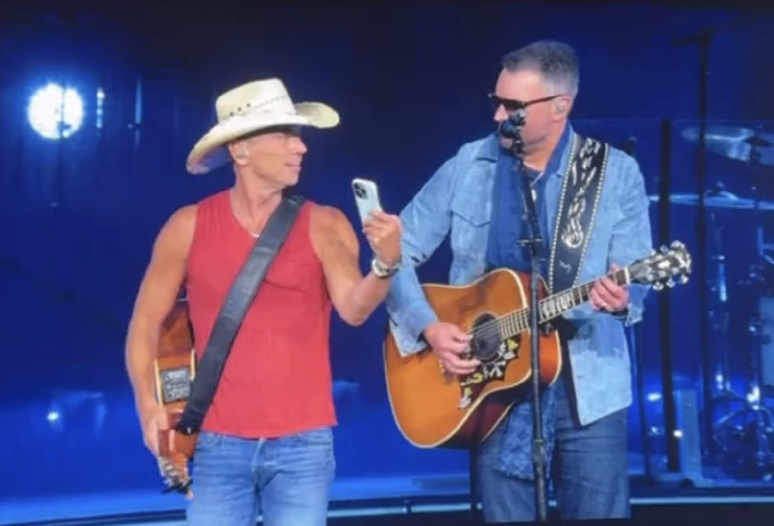 Eric Church Forgets The Words To His Biggest Hit During Surprise Appearance With Kenny Chesney At The Las Vegas Sphere