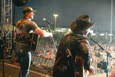 Riley Green Clint Black