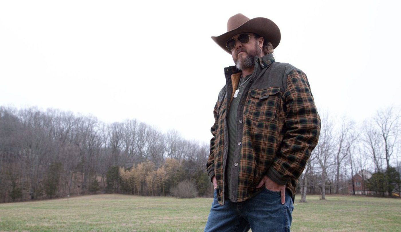 Colt Ford Suffers Broken Shoulder In Tour Bus Accident: “A Little Banged Up But We're All Still Here”