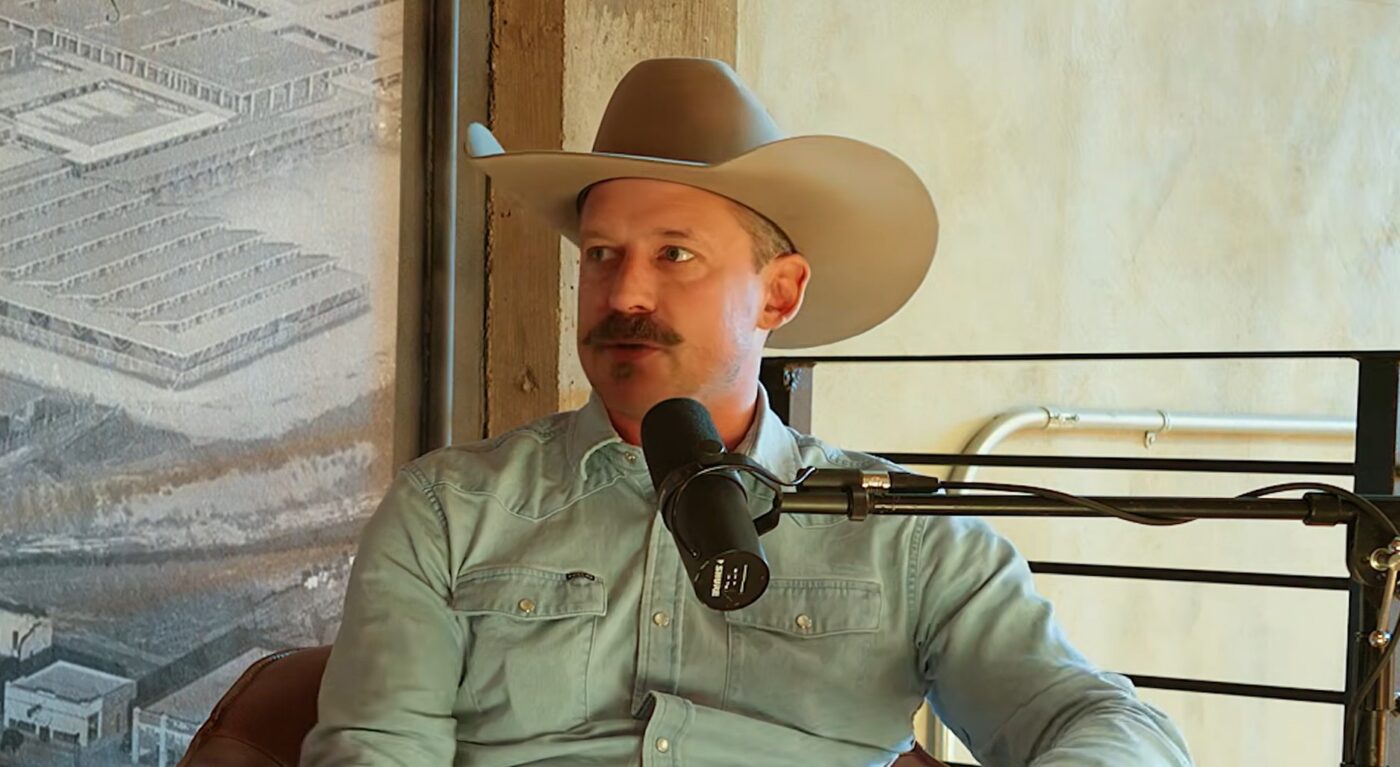 “It Was Something I Stood Out At” – Turnpike Troubadours’ Evan Felker Says Creative Writing Is His Natural Calling