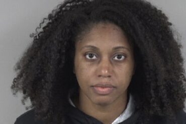 Evanna Howell mugshot