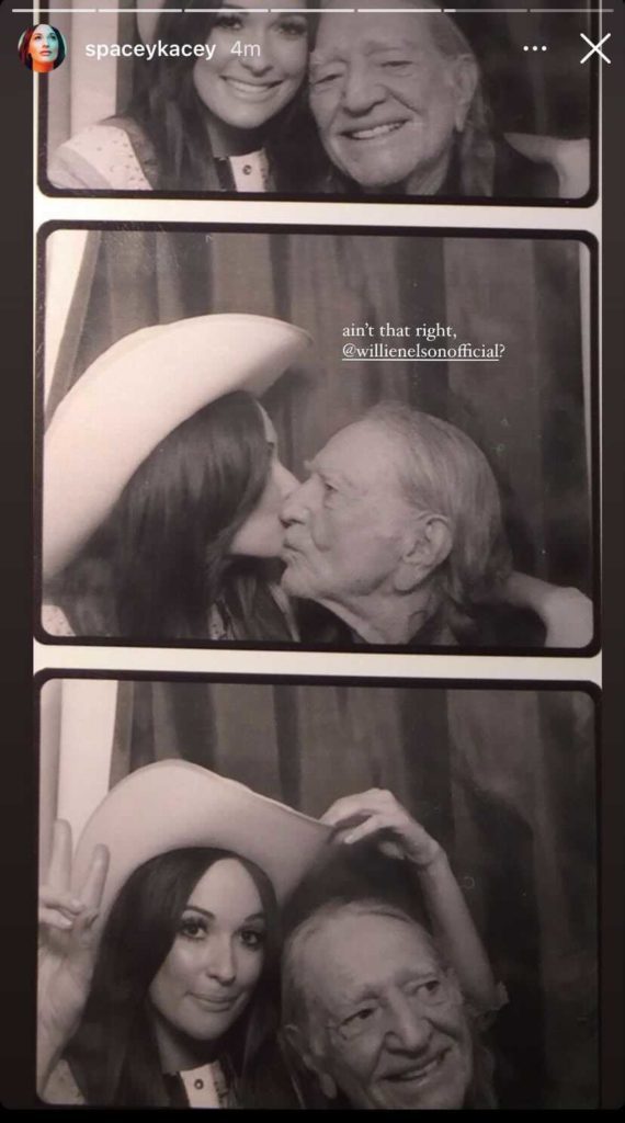 Willie Nelson, Willie Nelson et al. are posing for a picture