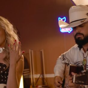 Emily Ann Roberts country music