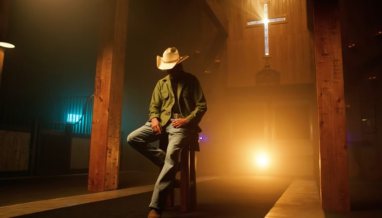 “Unreal” – Kid Rock Claps Back At Calls For Him To Remove Songs From His Upcoming Christian Album ‘Halfway 2 Jesus’