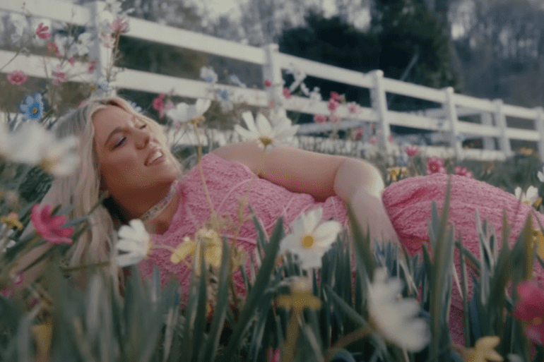 Kimberly Perry country music