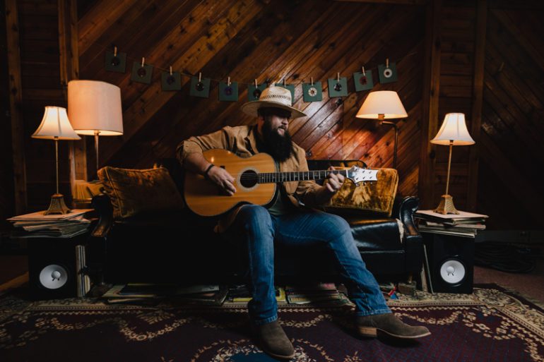 Larry Fleet country music
