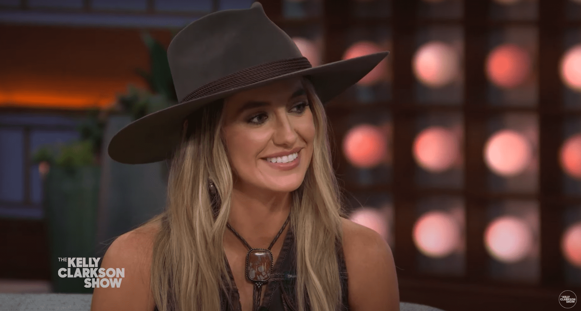 You Sing Everybody's Songs Better Than They Sing 'Em” – Lainey Wilson Praises Kelly Clarkson For “Heart Like A Truck” Cover | Whiskey Riff