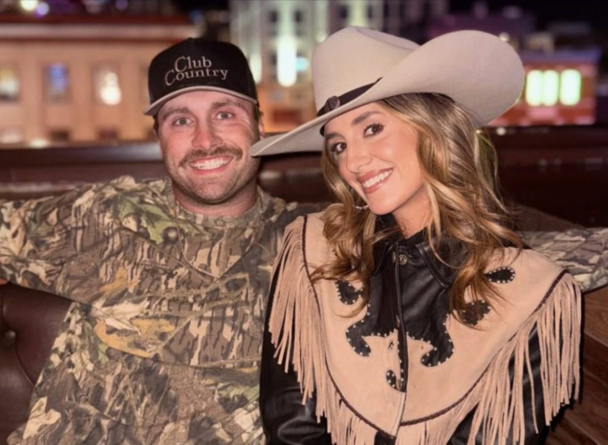 “I Don’t Wanna Show Him Up Too Bad” — Lainey Wilson Jokes That Her Fianc&eacute; Duck Will Probably Use ChatGPT If They Write Their Own Wedding Vows