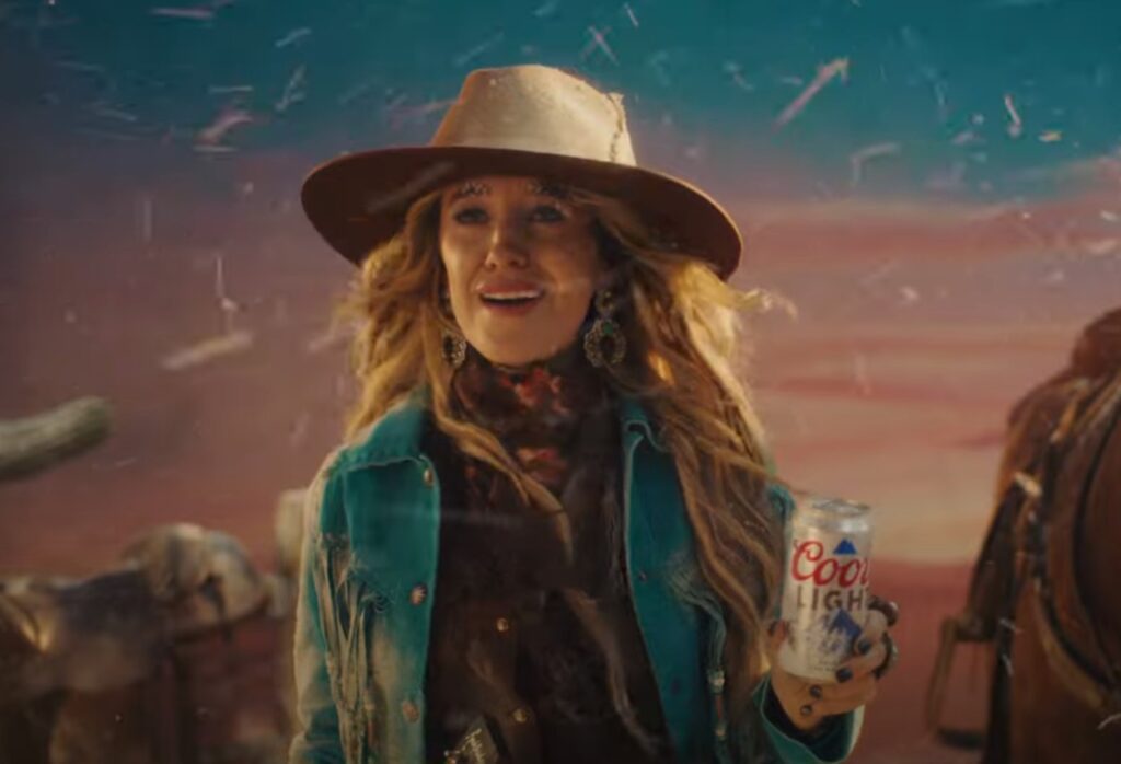 Lainey Wilson Stars In Coors Light Super Bowl Commercial Alongside LL lainey-wilson-stars-in-coors-light-super-bowl-commercial-alongside-ll