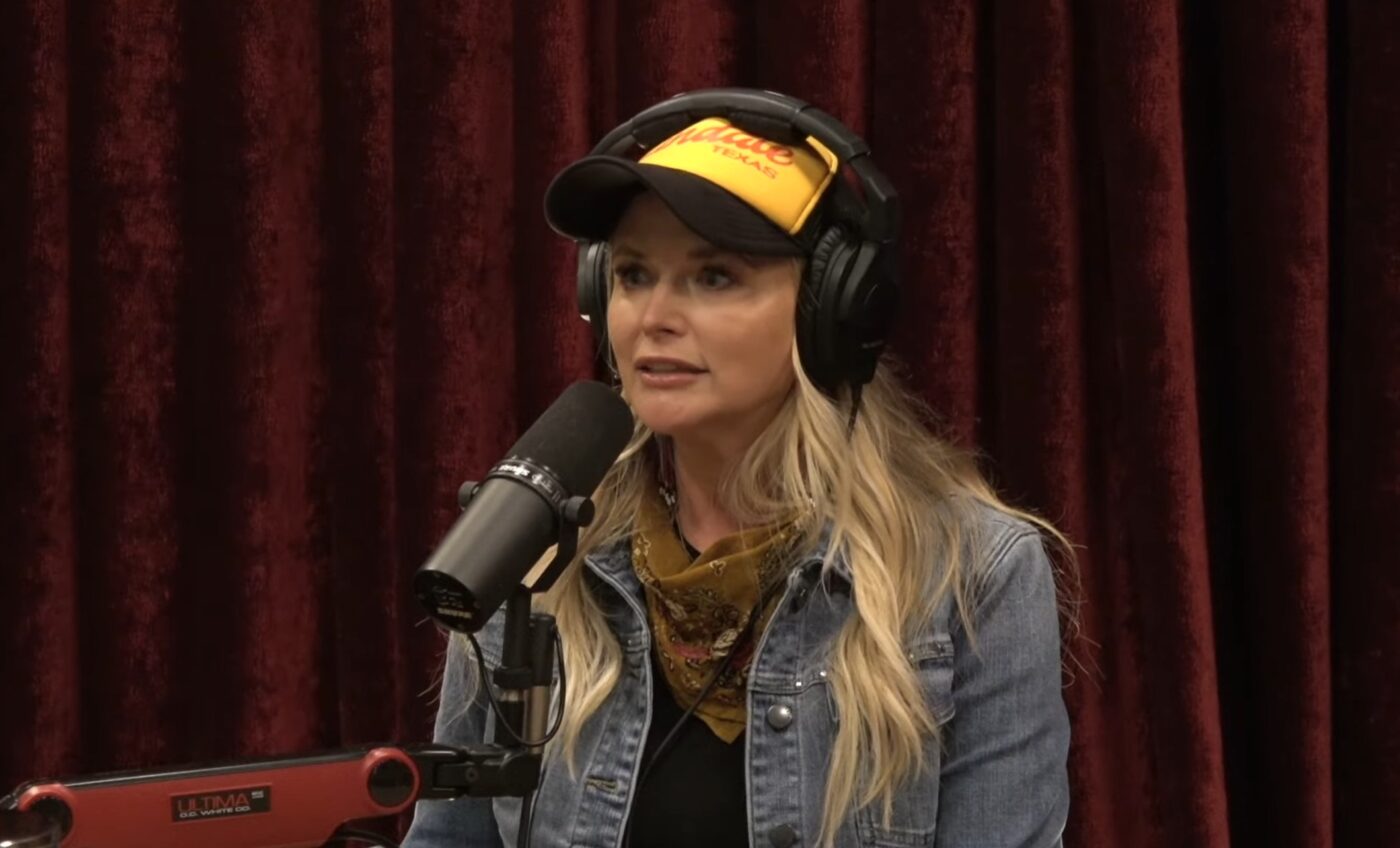 “You Still Have To Pay Dues, It’s Just Backwards” – Miranda Lambert On Young Artists Being Discovered Through Social Media