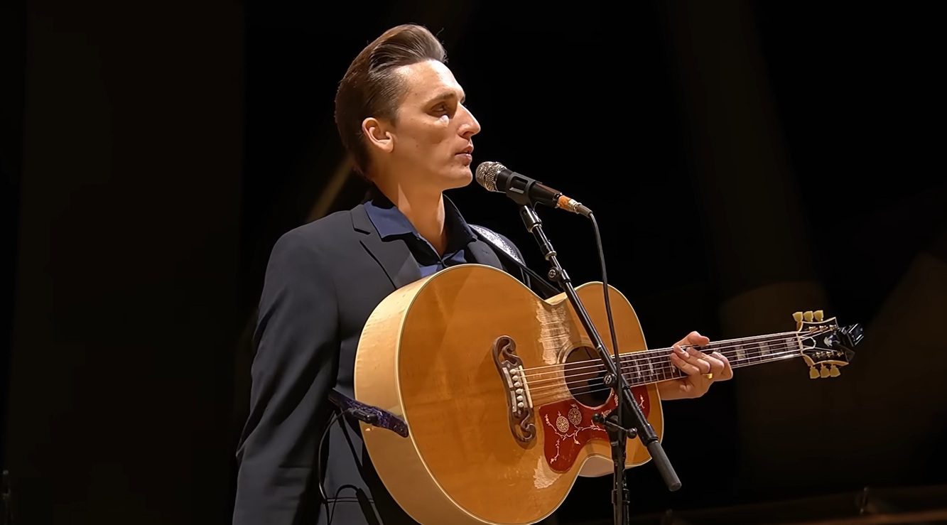Red Clay Strays Share Soulful Cover Of The Johnny Cash Hit, “Ring Of Fire,” & The Fans Went WILD