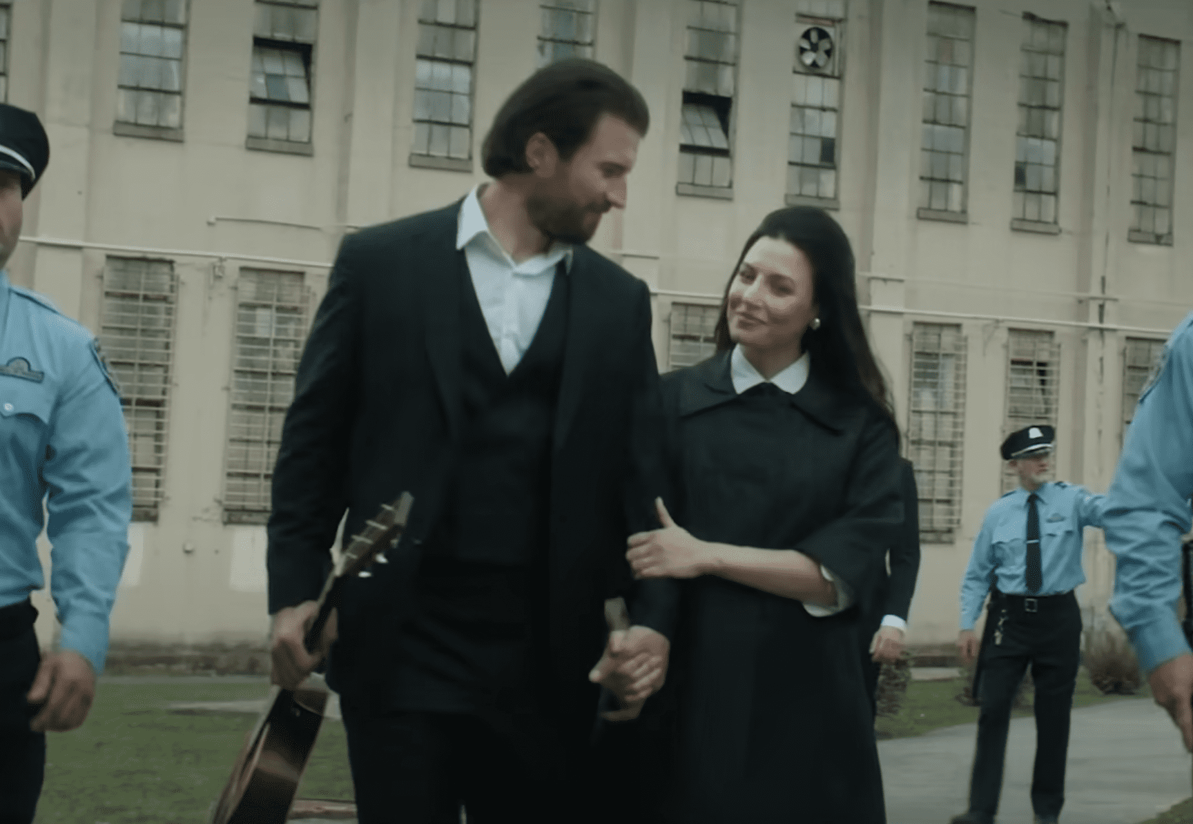 Sam Hunt Compares Himself To Johnny Cash In Music Video For New Single ...