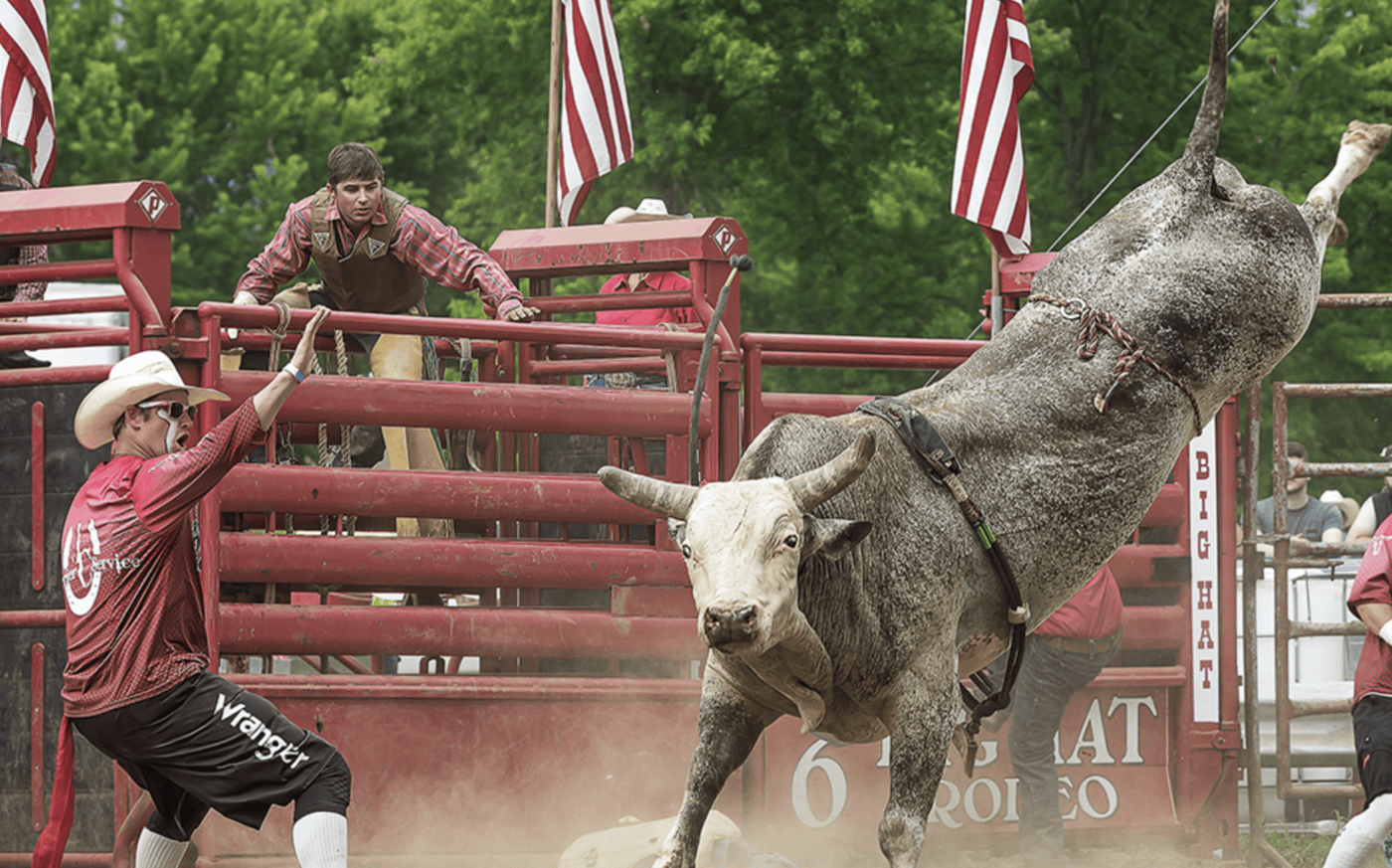 Country Thunder Wisconsin Adds “Buckin’ Thunder” Pro Bull Riding Event To The Festival’s Schedule
