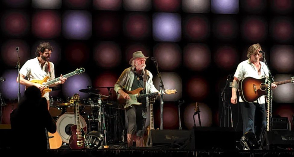 Sturgill Simpson Joins Bob Weir For Stellar Performance Of “Me & My Uncle” At Dead Ahead Festival