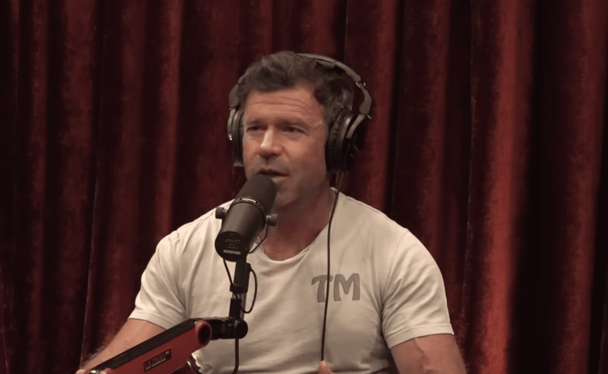 Scripts Shidan Why ‘Yellowstone’ Creator, Taylor Sheridan, Prefers To Write His ...