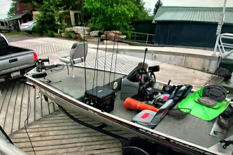 Kaya cheater boat
