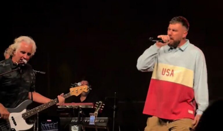 Travis Kelce karaoke
