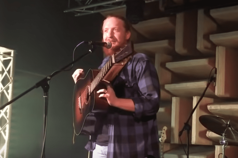 Tyler CHilders country music