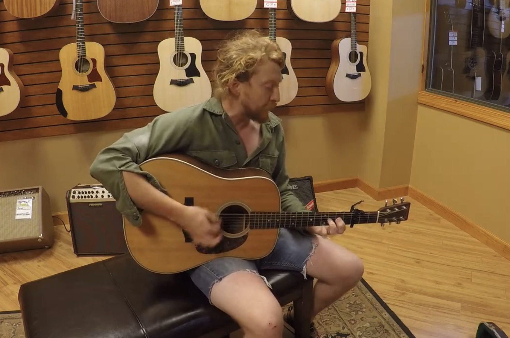 Watch Tyler Childers Deliver Acoustic Performance Of An Unreleased Song At A Music Store In West Virginia Back In 2015