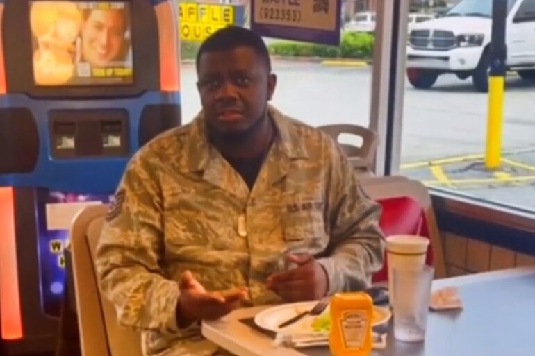 Waffle House stolen valor army customer