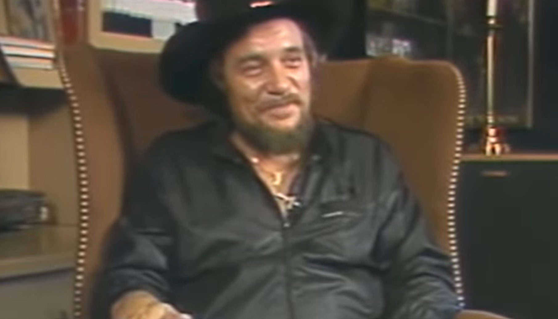 I Just Want It Out”- Waylon Jennings Did Not Care If His 1984 
