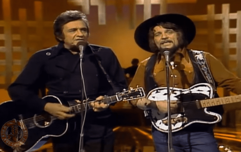 Waylon Jennings, Johnny Cash country music