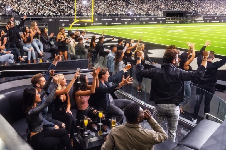 Wynn Field Club Raiders