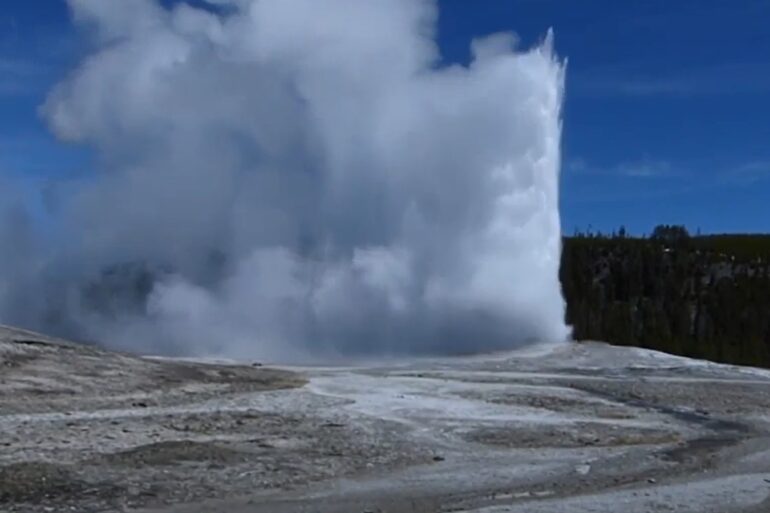 Yellowstone geyser