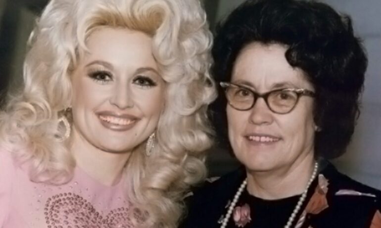 Dolly Parton country music