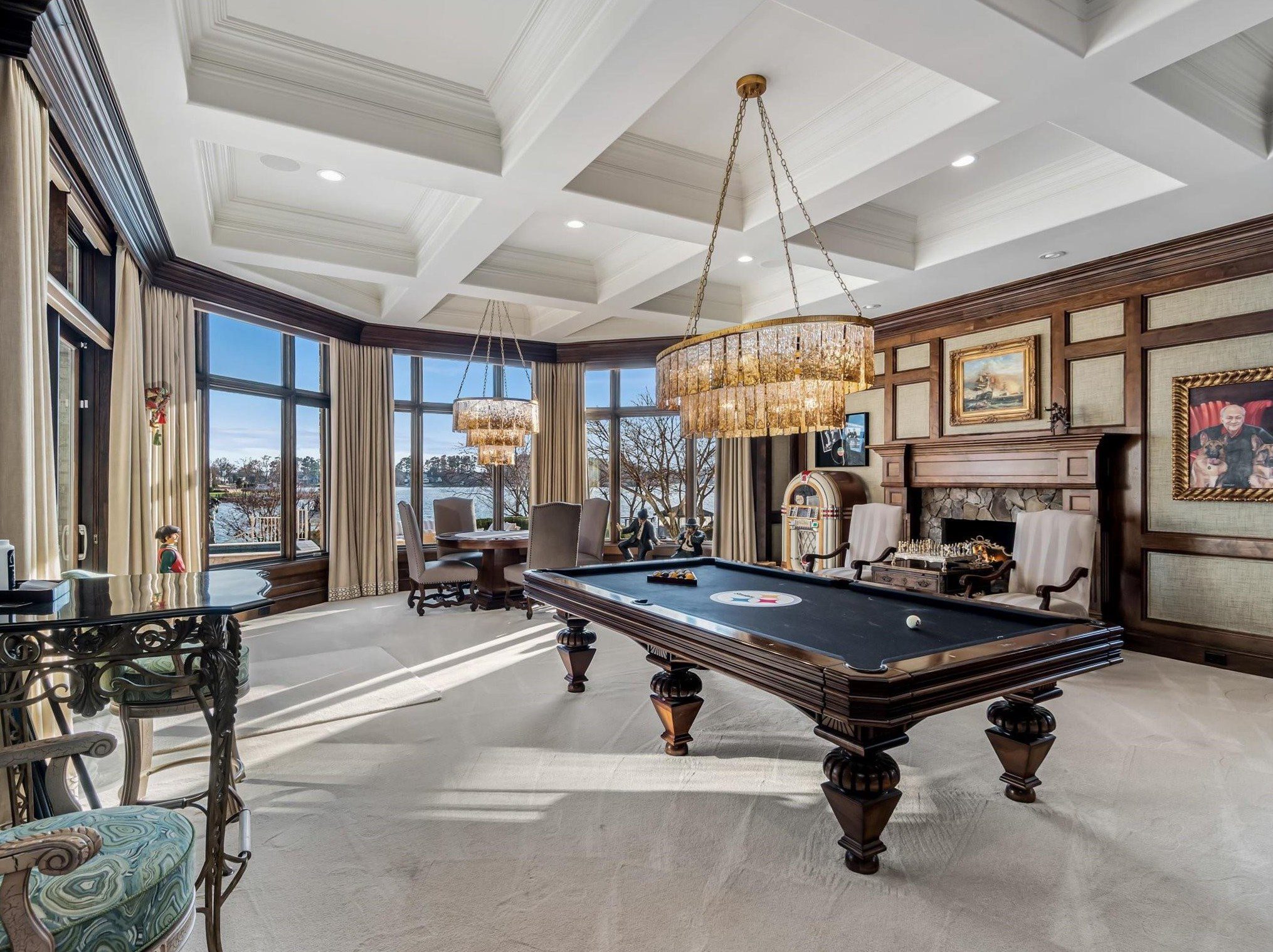 Ricky Bobby’s Mansion From Talladega Nights Could Be Yours For A Cool ...