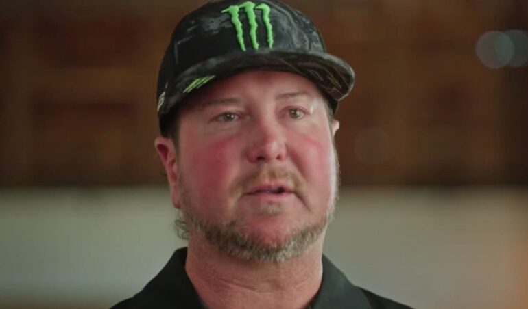 Kurt Busch Kyle Busch culture sports