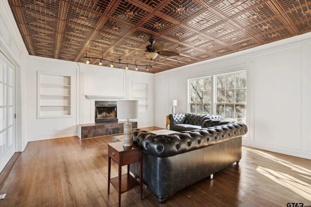 Miranda Lambert country music