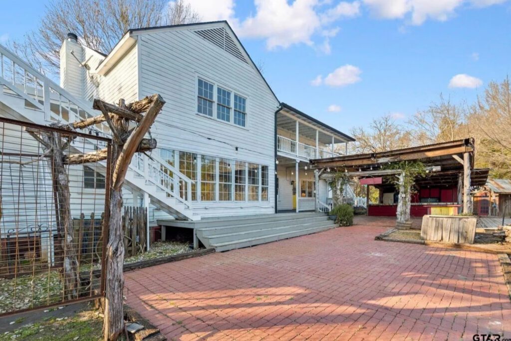 Miranda Lambert country music